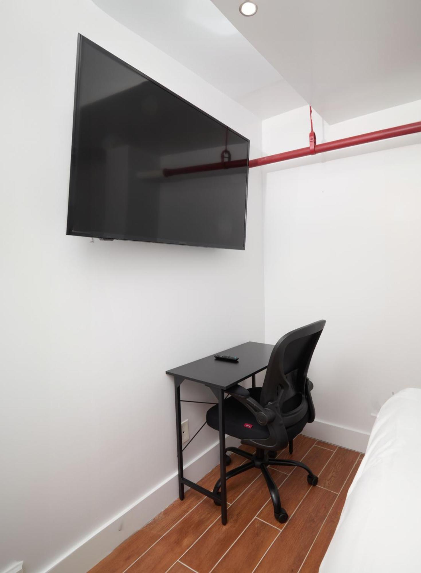 Comfy Guest House In Hell'S Kitchen New York Esterno foto